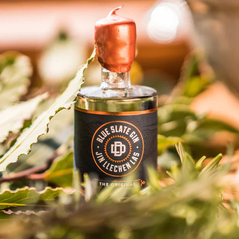 Blue slate gin mini