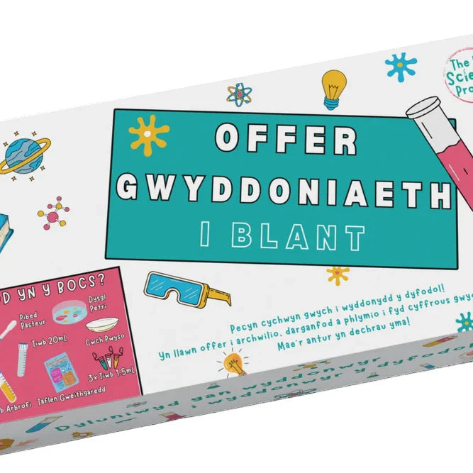 Welsh language children’s science kit 