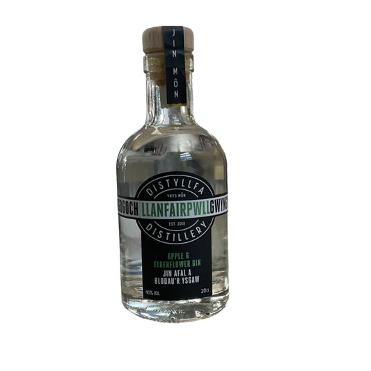 Apple and elderflower Gin