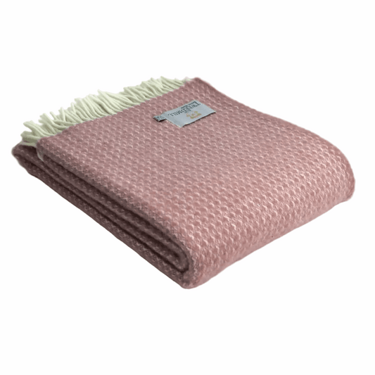 Dusky pink riverweave throw