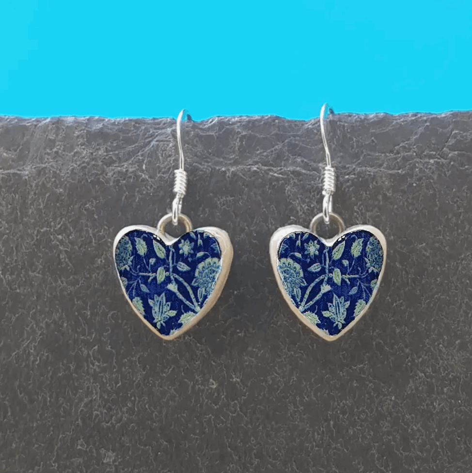 Navy leaves Ceramic heart earrings