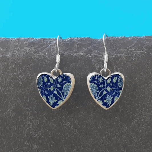 Navy leaves Ceramic heart earrings