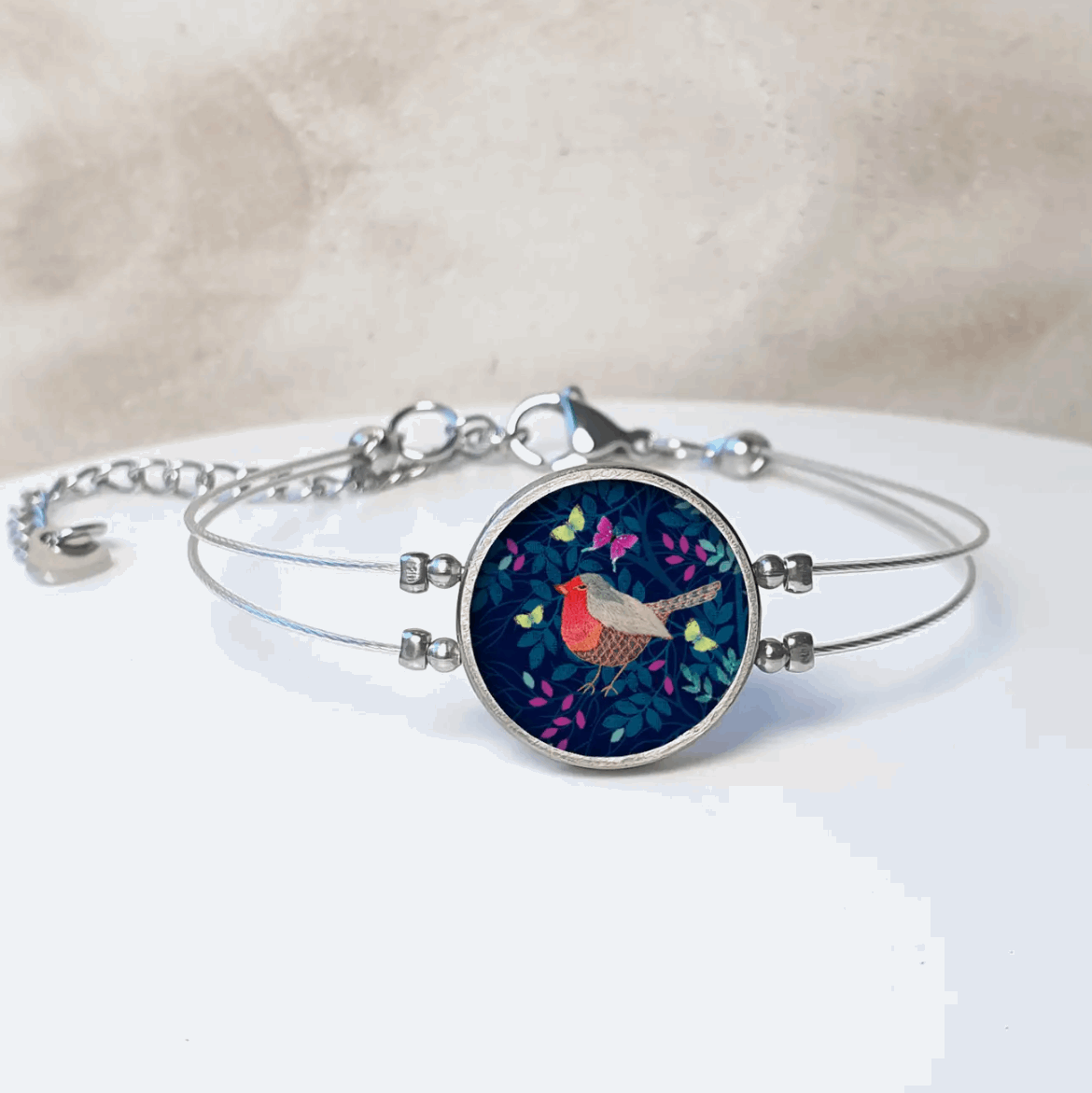 Night robin bracelet