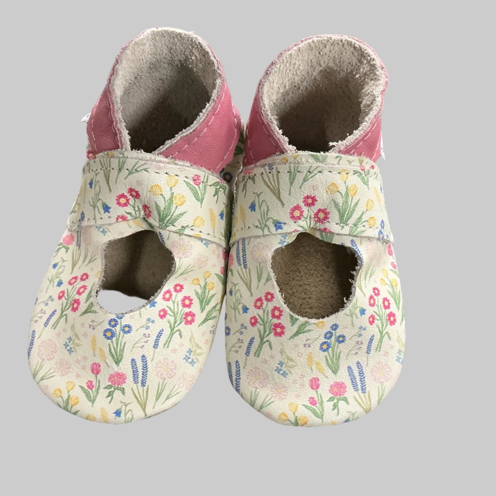 Petal Mary Jane barefoot baby shoes